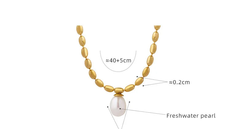 Luxurious Stainless Steel Sweet Necklace for Women Exquisite Gold Plated Freshwater Pearl Pendant Fashionable Natural Beauty